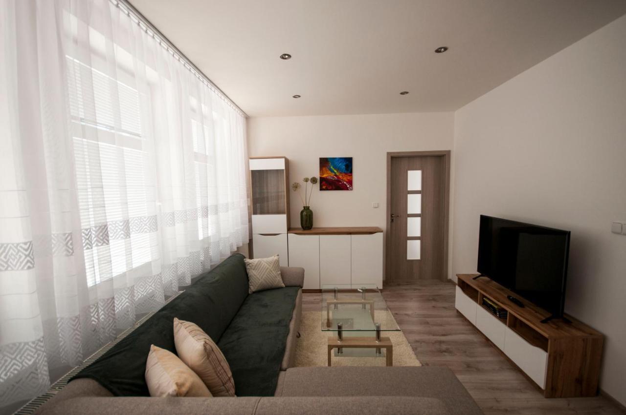 Maytex - V 46m2 Apartmane S Balkonom